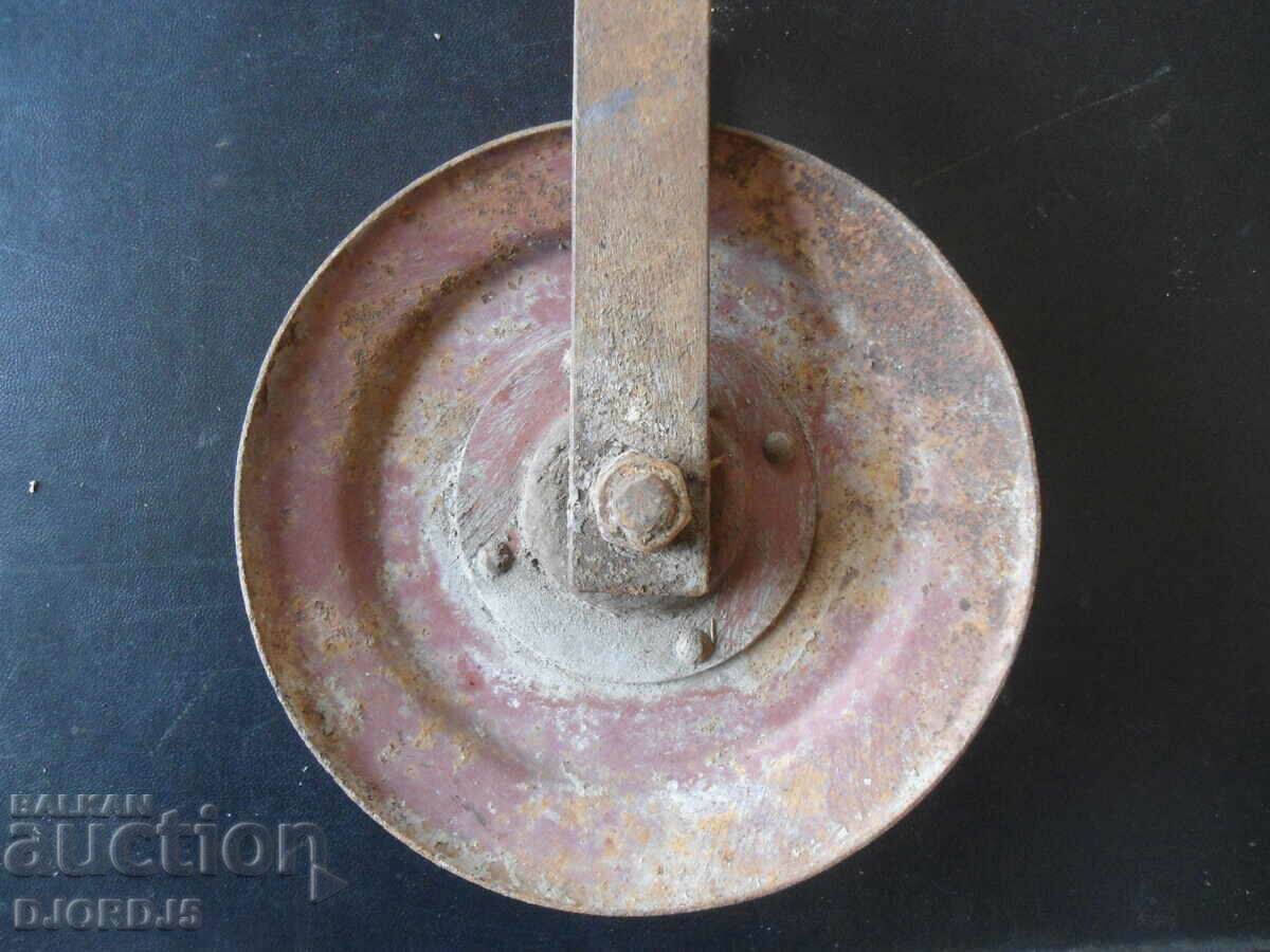 Vechiul tambur cu preț 12.00 BGN | € 6.14 Vechiul tambur cu preț 12.00 BGN | € 6.14