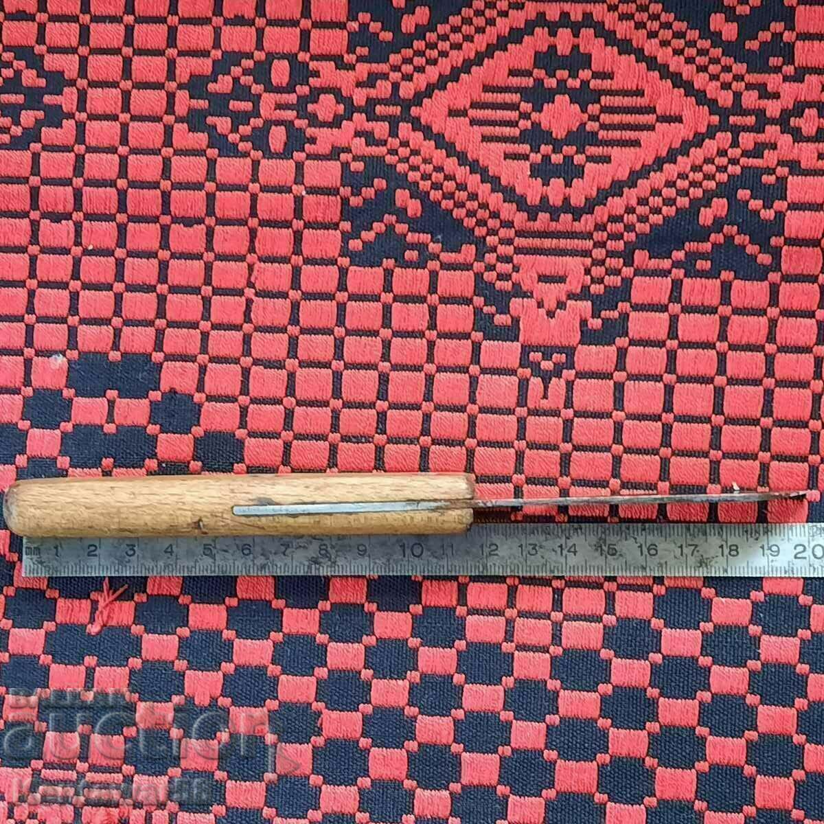 Licitație Un vechi cuțit de electrician. Licitație Un vechi cuțit de electrician.