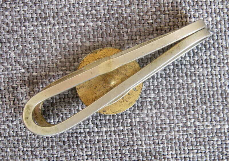 Ace de cravată stea veche evreiască cu șase colțuri cu preț 30.00 BGN | € 15.34 Ace de cravată stea veche evreiască cu șase colțuri cu preț 30.00 BGN | € 15.34