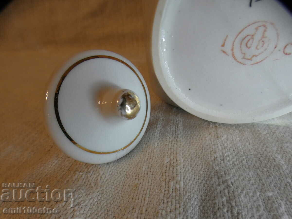 A beautiful bottle of USSR porcelain Kirovobatsky porcelain factory - 6 A beautiful bottle of USSR porcelain Kirovobatsky porcelain factory - 6