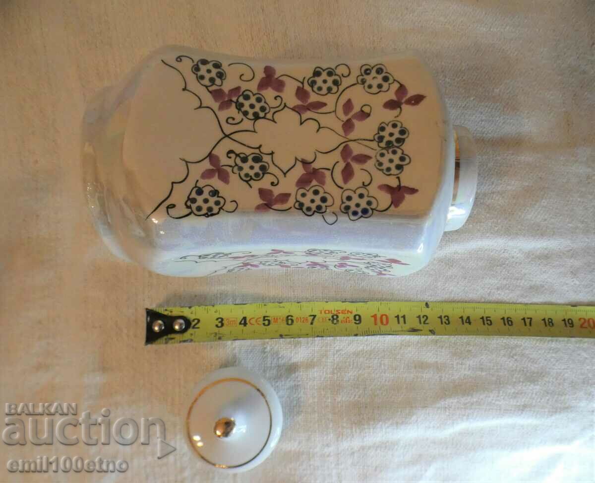 A beautiful bottle of USSR porcelain Kirovobatsky porcelain factory - 7 A beautiful bottle of USSR porcelain Kirovobatsky porcelain factory - 7