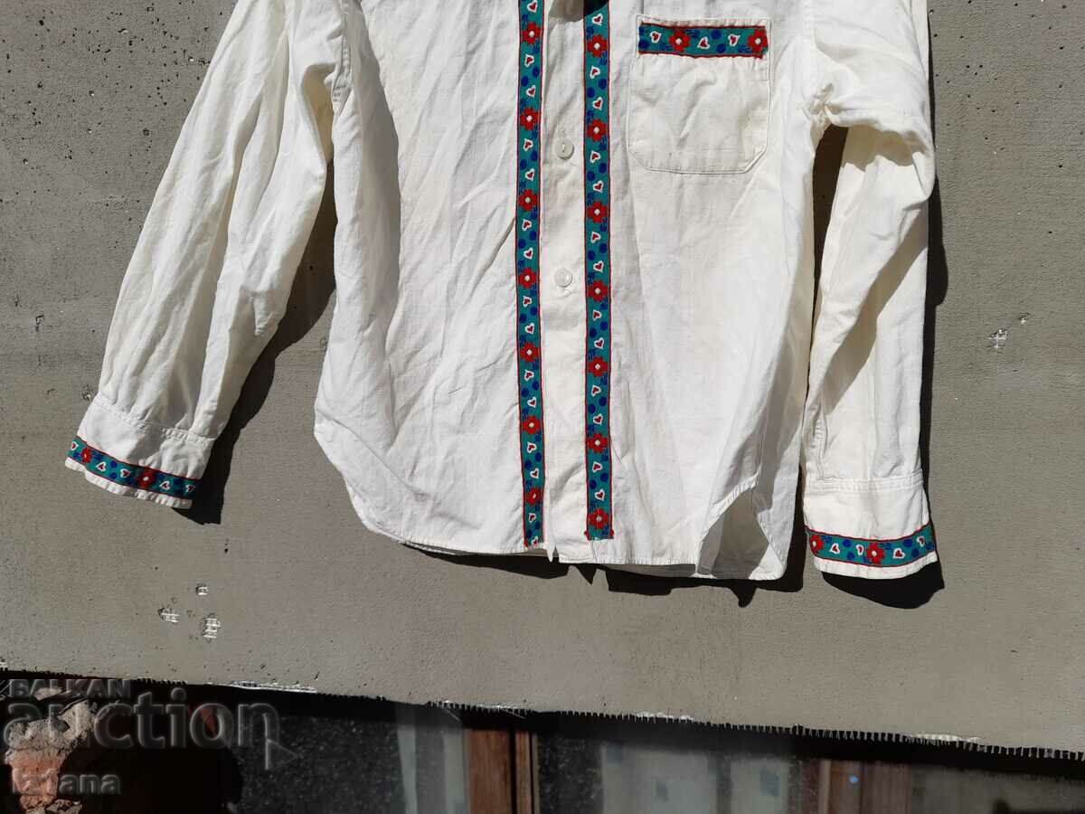 Auction Old children's ethnic shirt Auction Old children's ethnic shirt