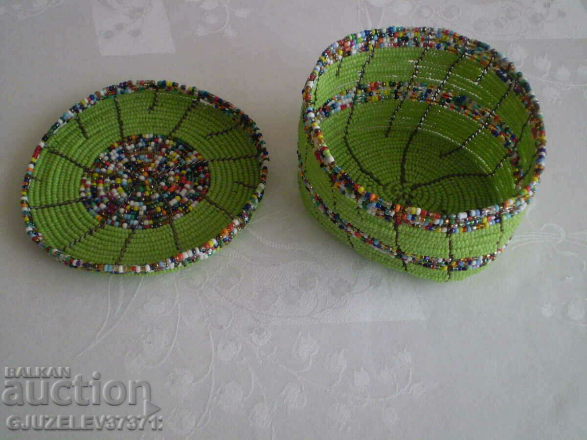 Cutie de bijuterii realizata manual din margele multicolore - 7 Cutie de bijuterii realizata manual din margele multicolore - 7