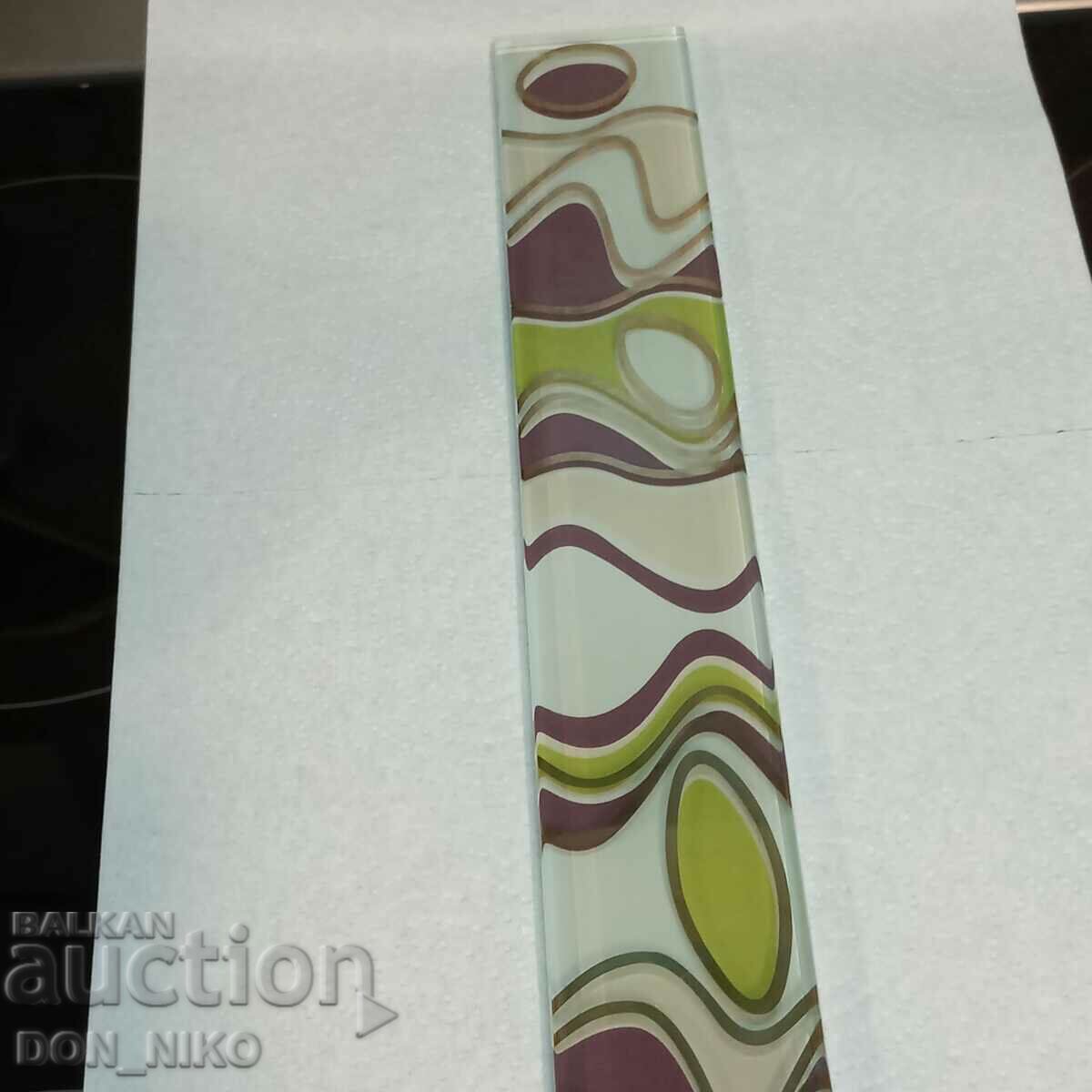 Delivery of Colored Glass for Interior/Decoration Delivery of Colored Glass for Interior/Decoration