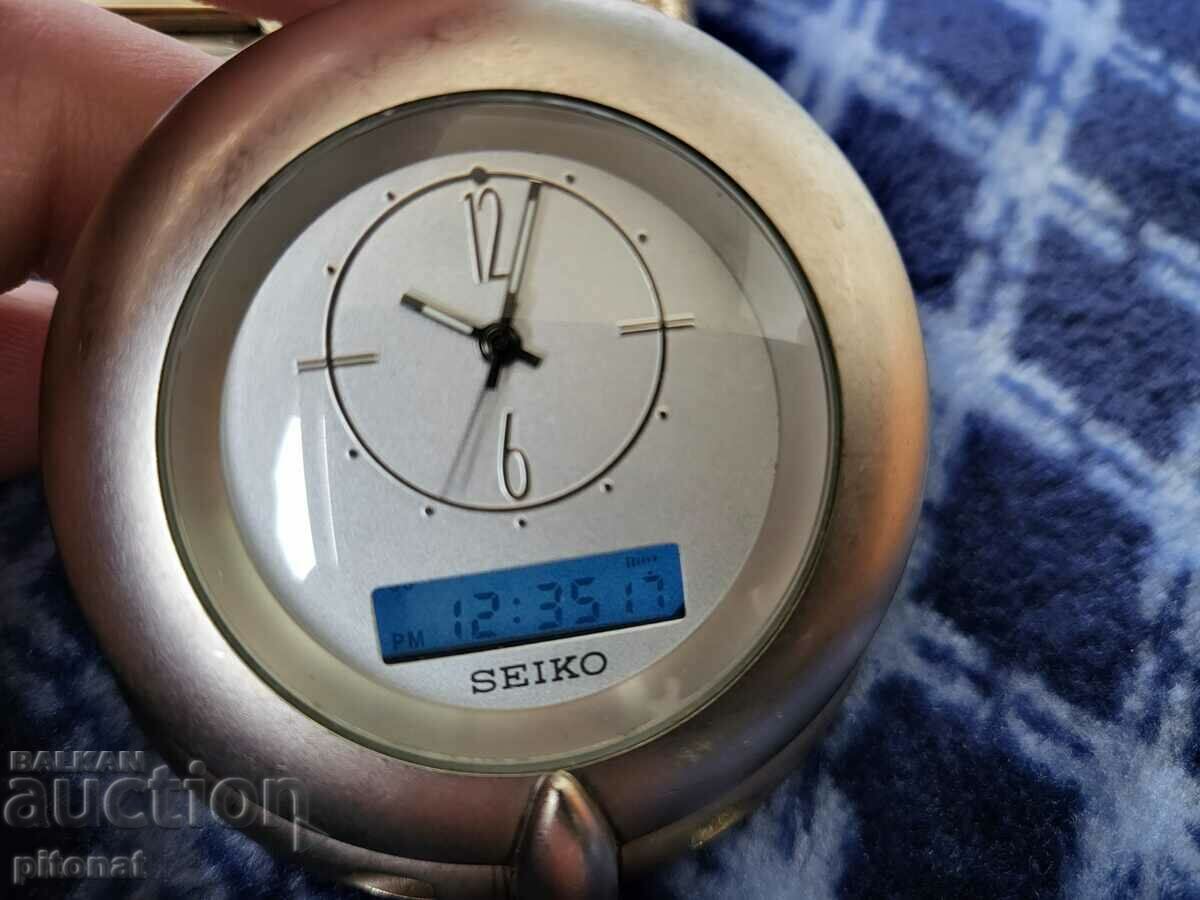 Delivery of SEIKO QHT201SL Desk Clock Delivery of SEIKO QHT201SL Desk Clock