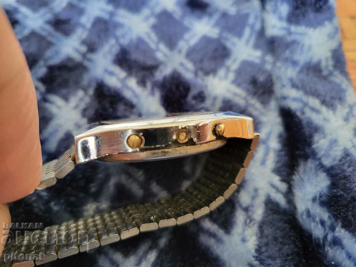 Auction  Collector's Olympic electronic watch MOSCOW 80