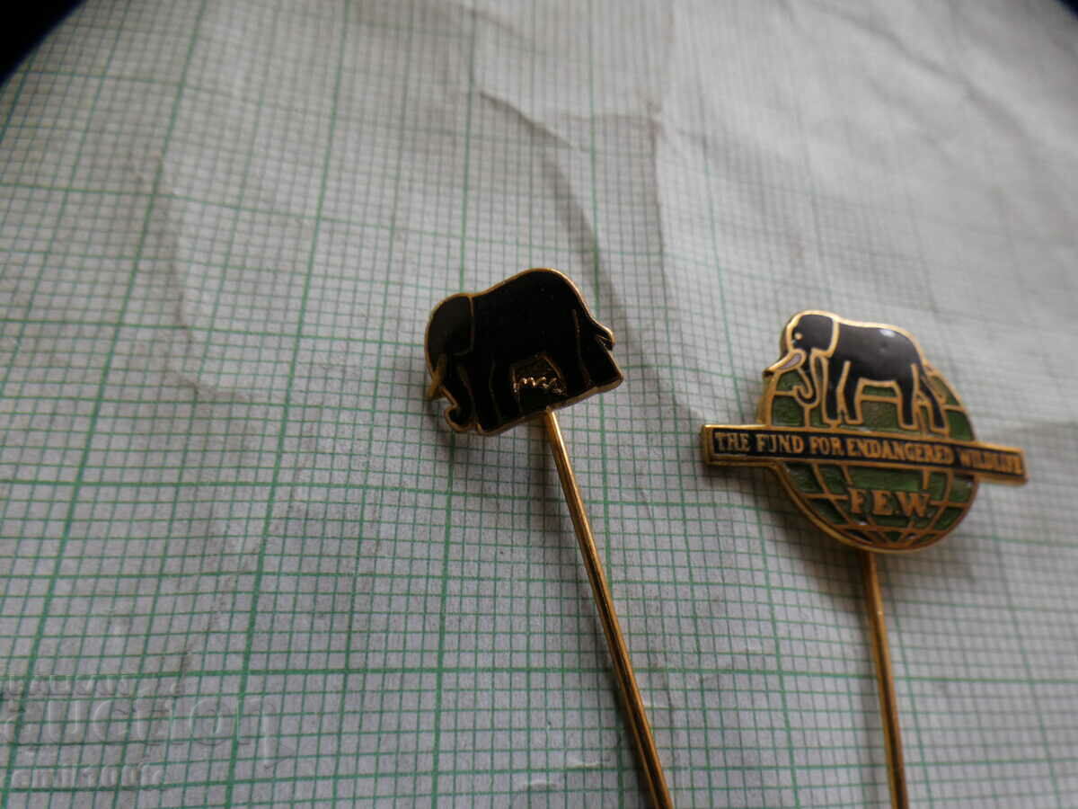 Auction Badges 2 pieces FEW Endangered Wildlife Fund Auction Badges 2 pieces FEW Endangered Wildlife Fund