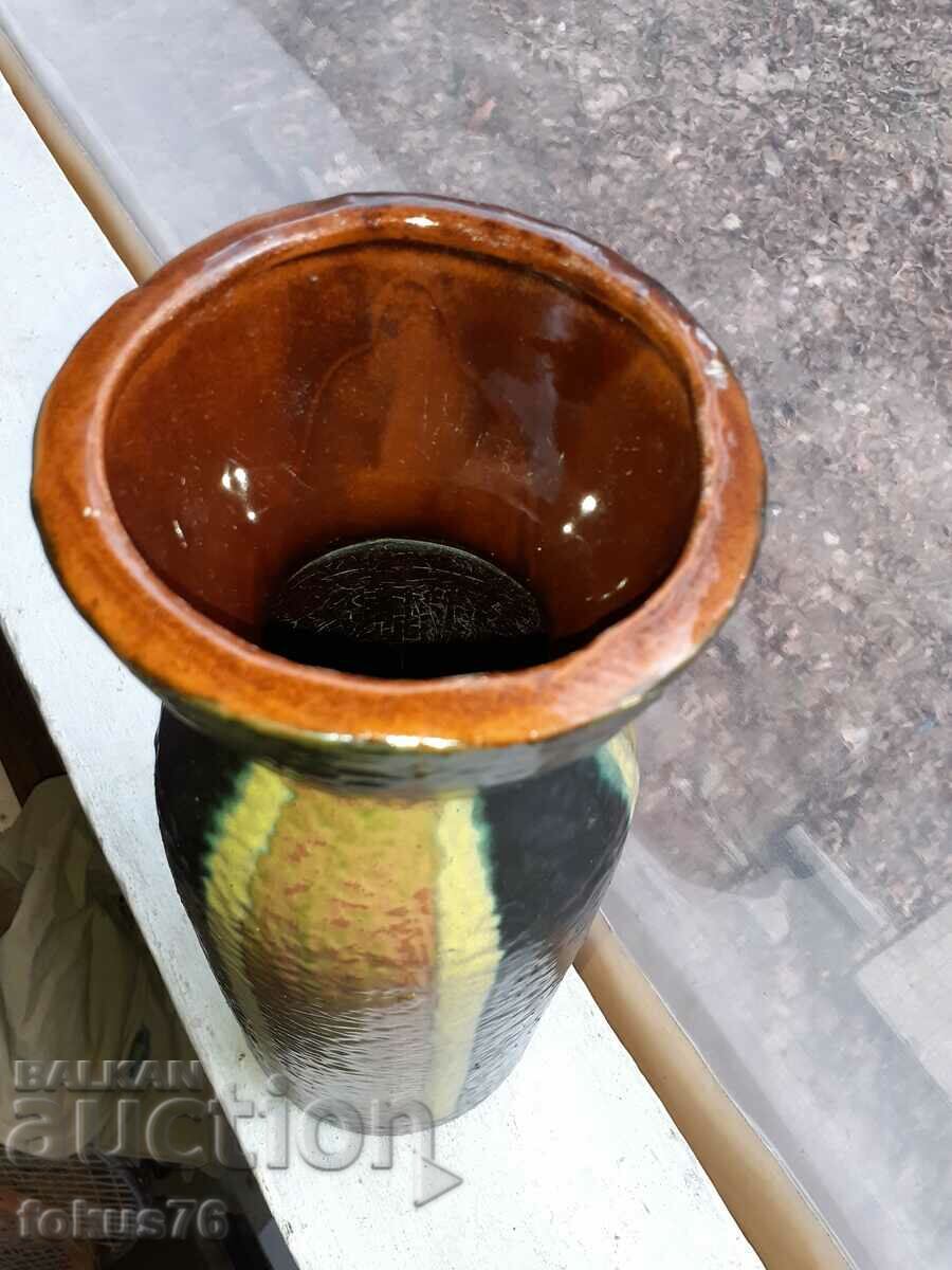 Livrarea O vază mare mare de ceramică germană Livrarea O vază mare mare de ceramică germană