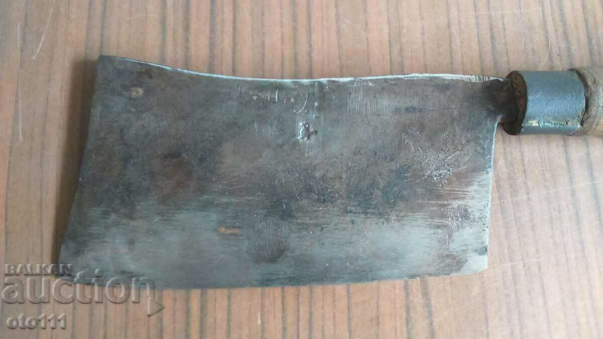 OLD SATURN WITH STAMP with price 50.00 BGN | € 25.56 OLD SATURN WITH STAMP with price 50.00 BGN | € 25.56