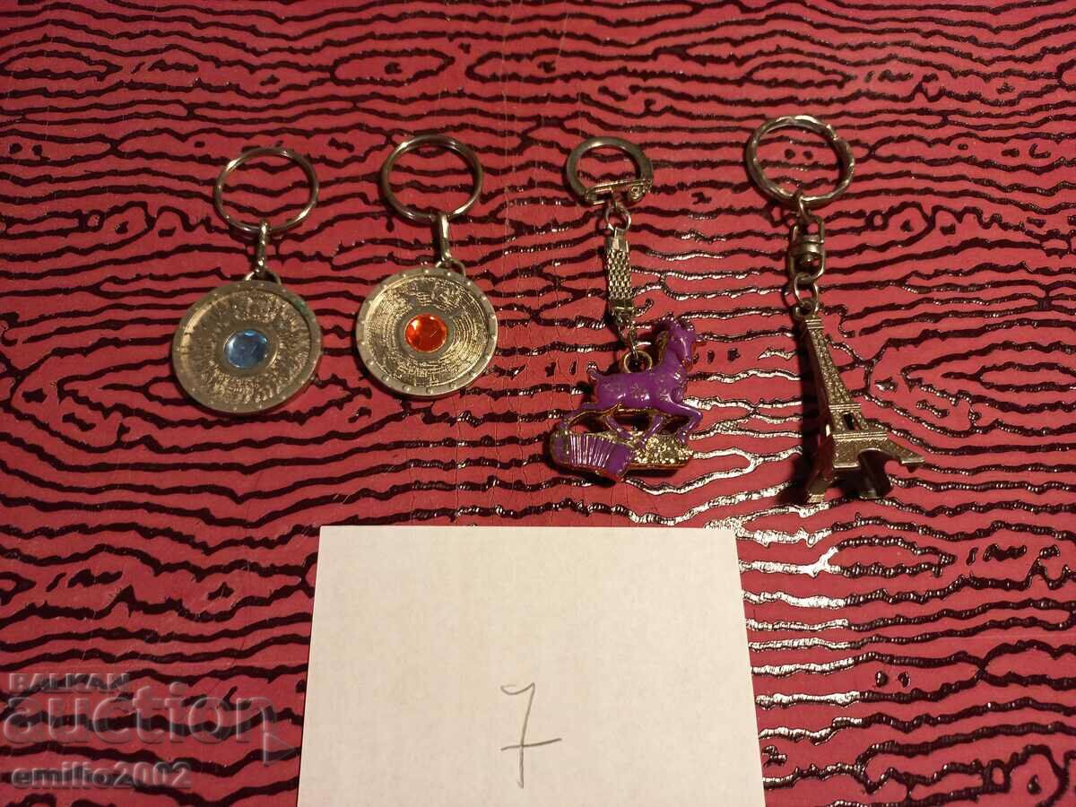Lot of keychains 07