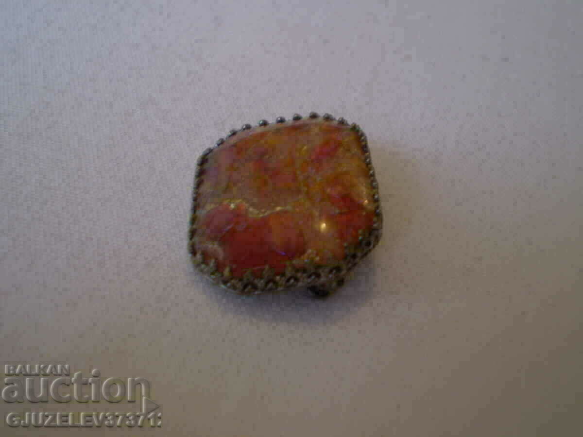 Old Women's Brooch with price 27.00 BGN | € 13.80 Old Women's Brooch with price 27.00 BGN | € 13.80