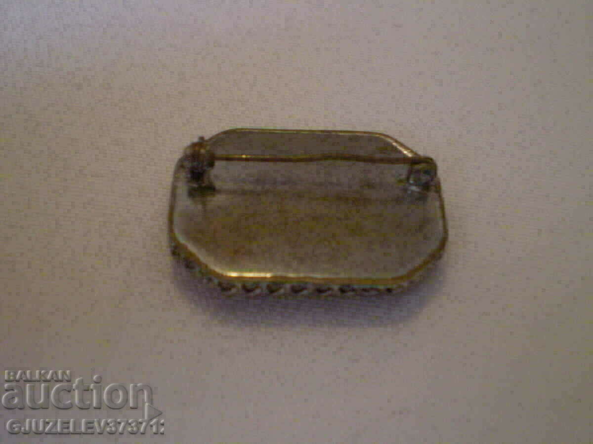 Old Women's Brooch - 7 Old Women's Brooch - 7