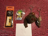 Lot of 24 keychains