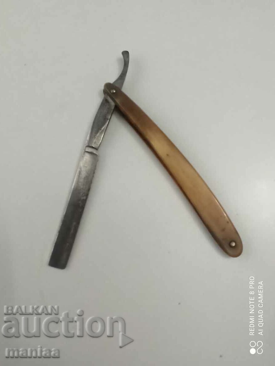 Solingen razor with bone handle and box with price 44.00 BGN | € 22.50