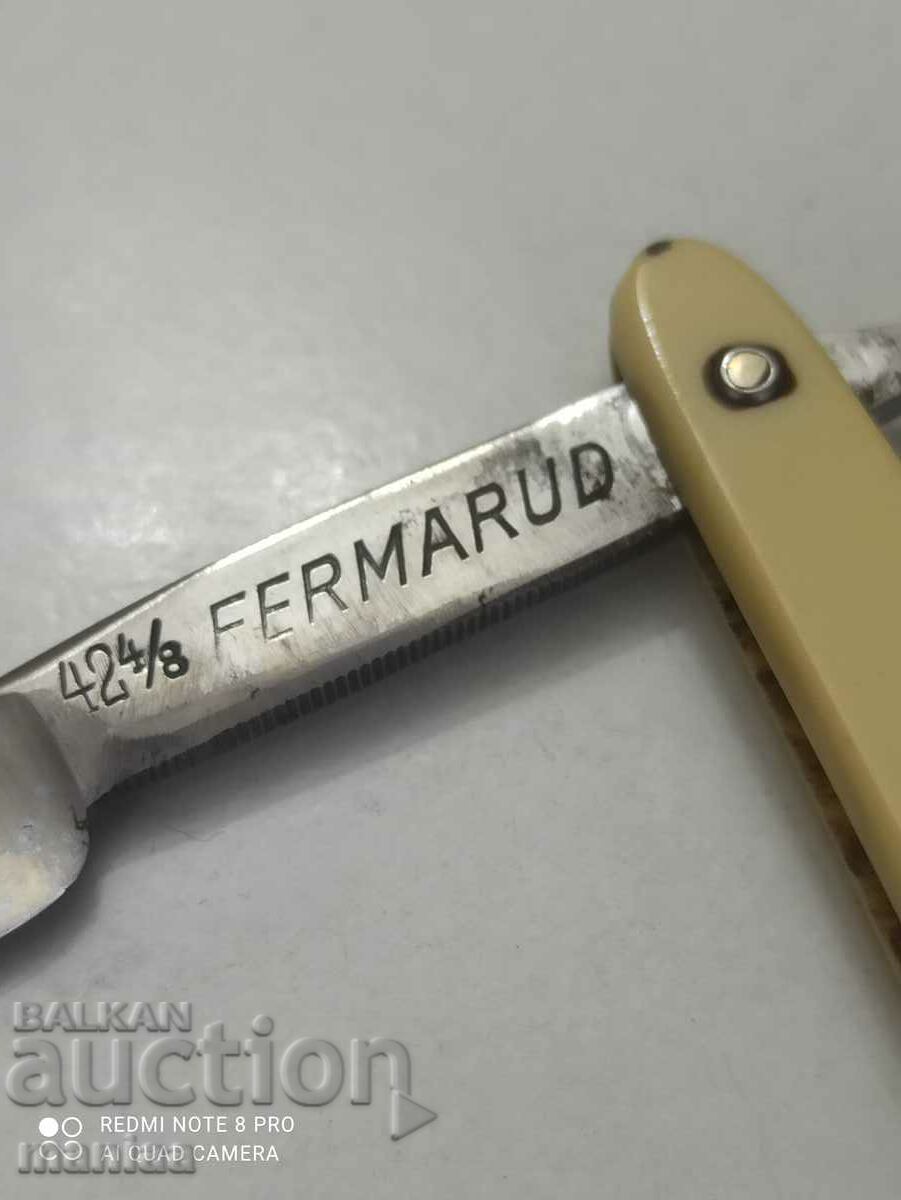 Delivery of Solingen razor with bone handle and box Delivery of Solingen razor with bone handle and box