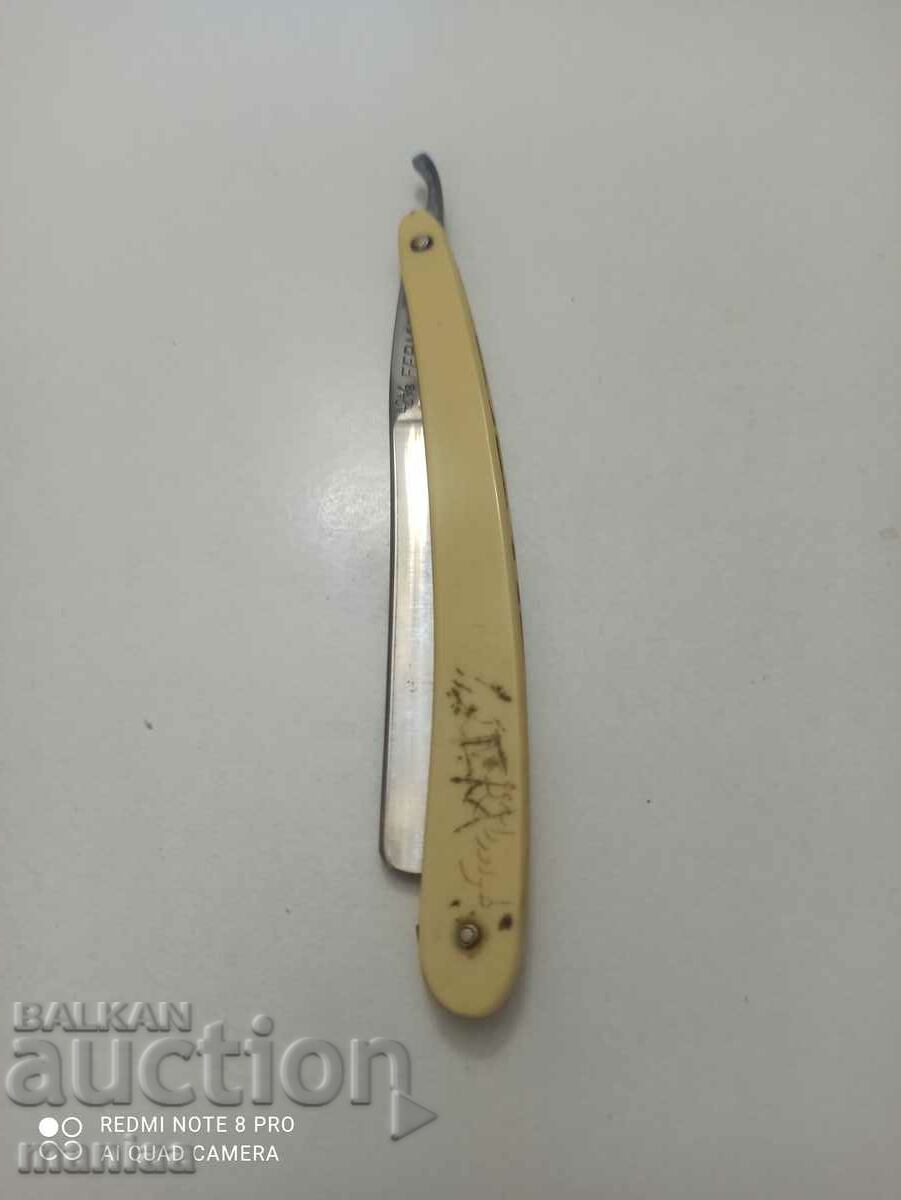 Solingen razor with bone handle and box - 5 Solingen razor with bone handle and box - 5