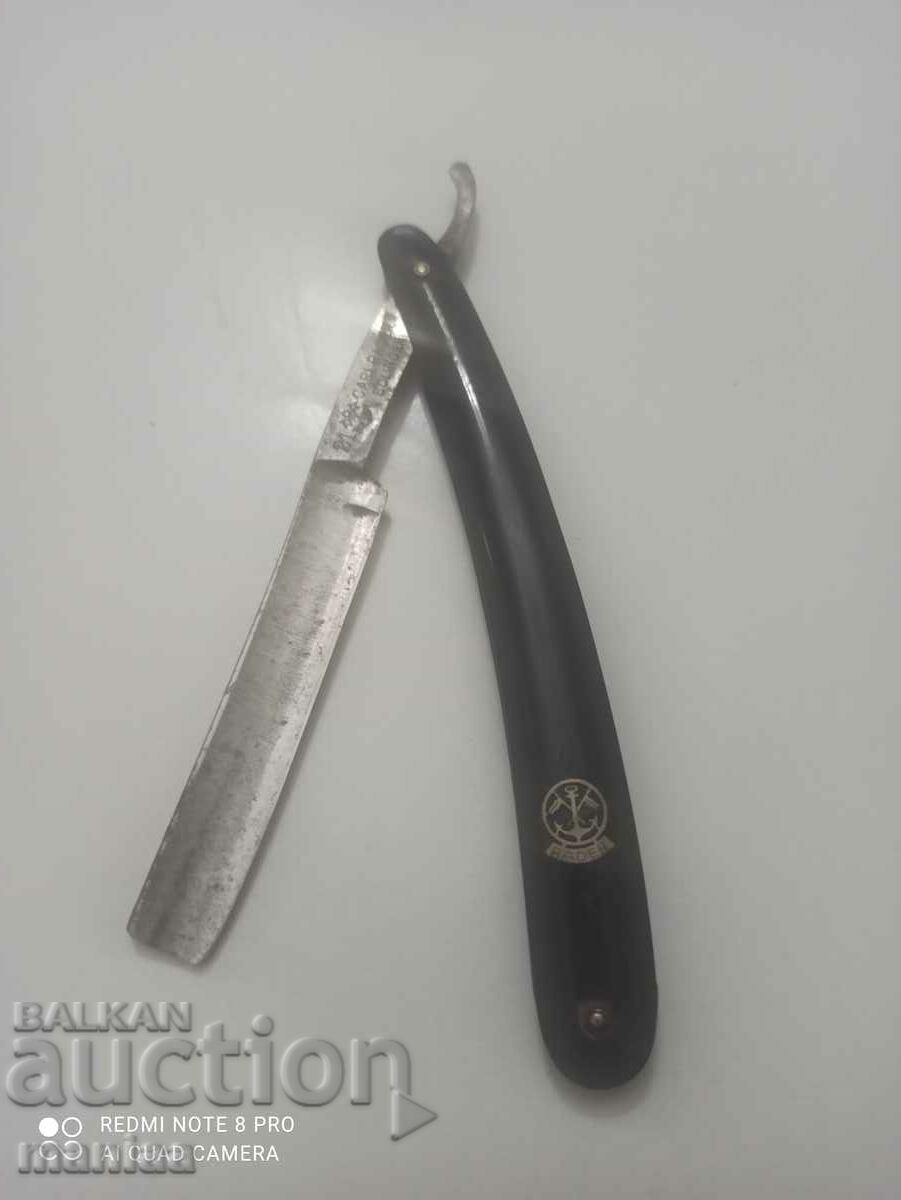 Auction Solingen razor in its original box Auction Solingen razor in its original box