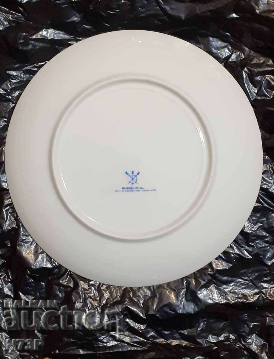 Delivery of NICE PORCELAIN PLATE. MADE IN SWEDEN. Delivery of NICE PORCELAIN PLATE. MADE IN SWEDEN.