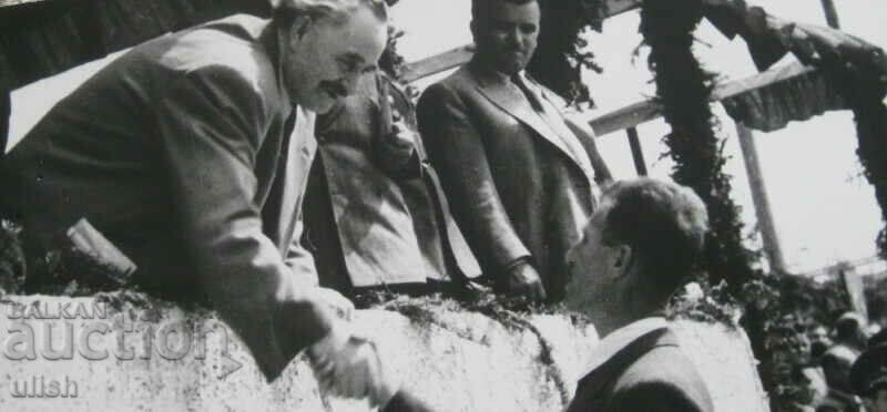 Old reporter photo press photo OF Georgi Dimitrov with price 30.00 BGN | € 15.34 Old reporter photo press photo OF Georgi Dimitrov with price 30.00 BGN | € 15.34