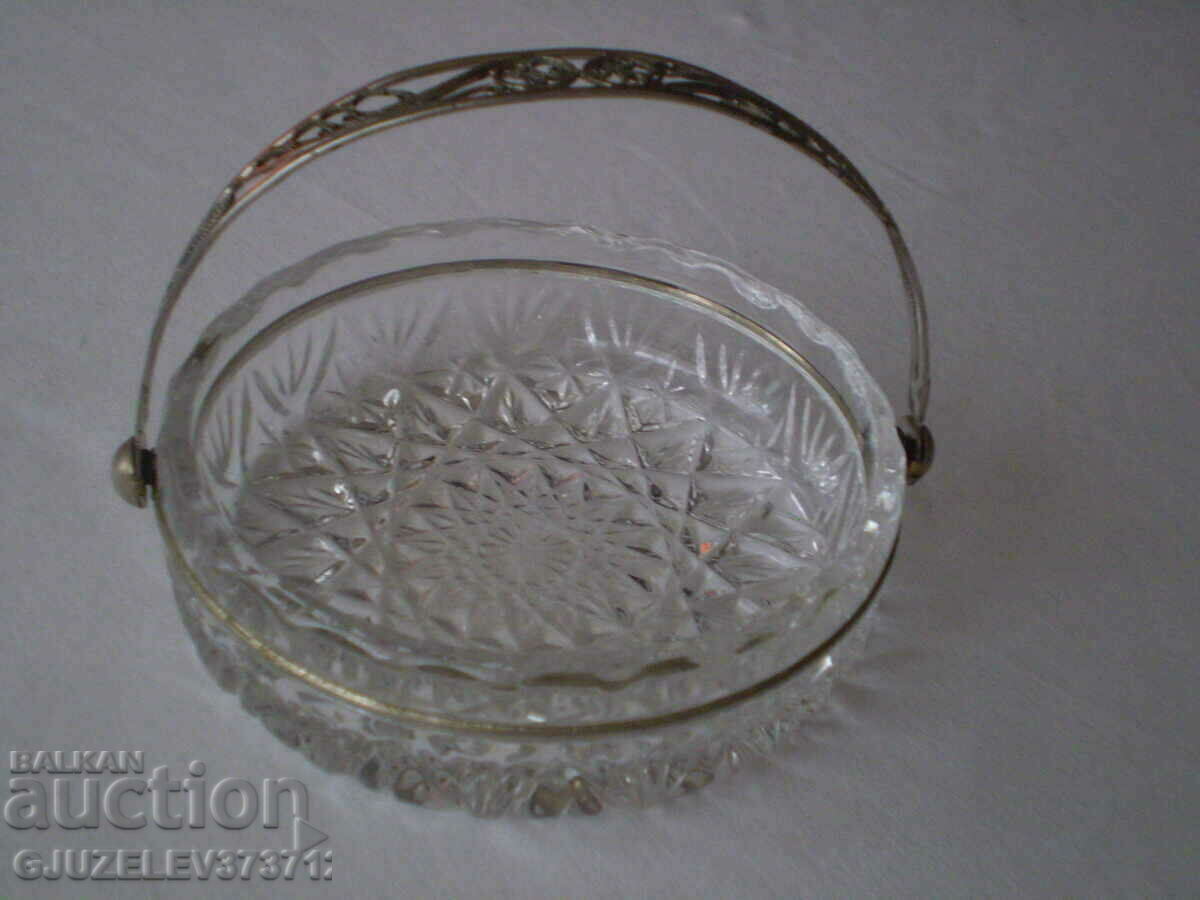 Bonbonniere basket crystal handle filigree with price 66.00 BGN | € 33.75 Bonbonniere basket crystal handle filigree with price 66.00 BGN | € 33.75