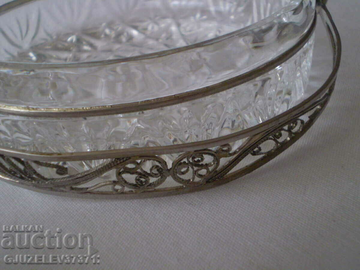 Delivery of Bonbonniere basket crystal handle filigree Delivery of Bonbonniere basket crystal handle filigree