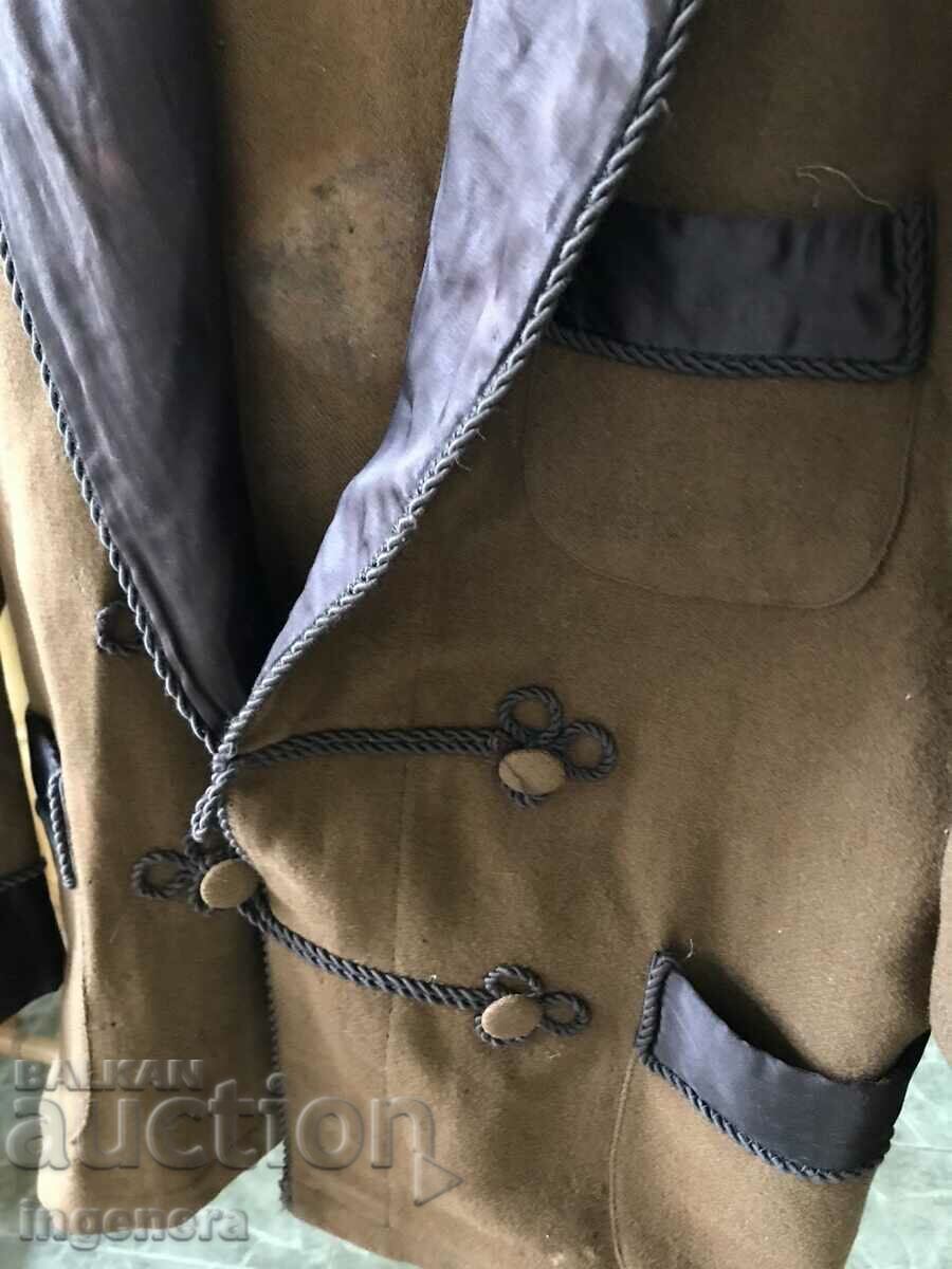 VINTAGE WOOL JACKET with price 9.00 BGN | € 4.60 VINTAGE WOOL JACKET with price 9.00 BGN | € 4.60