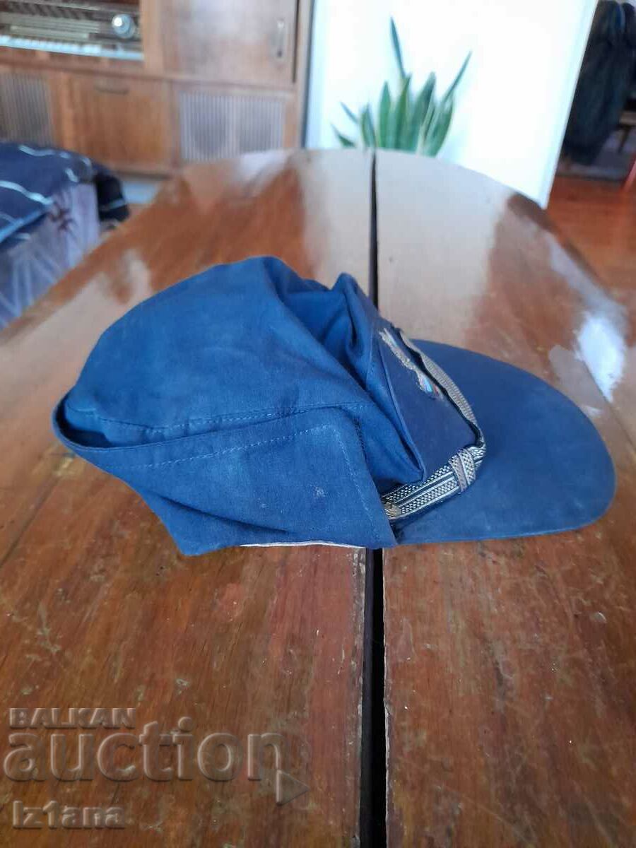 Auction  Old hat Fireman