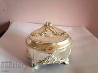 Beautiful Silver Plated Jewelry Box - Seashell