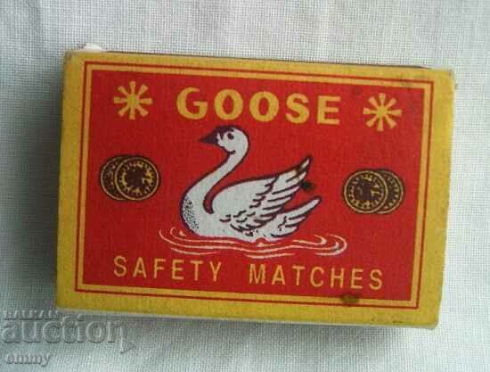 Old full match, matchbox - "Goose" with price 3.00 BGN | € 1.53 Old full match, matchbox - "Goose" with price 3.00 BGN | € 1.53