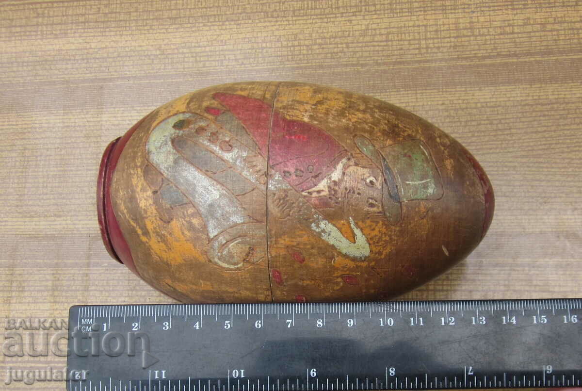 old Bulgarian folklore wooden Easter egg box - 5 old Bulgarian folklore wooden Easter egg box - 5