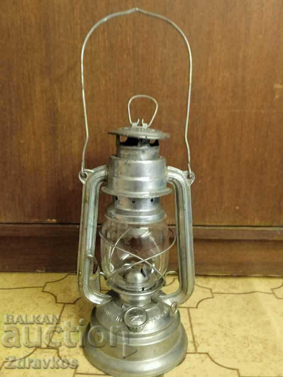Lanternă germană cu gaz BAT 159