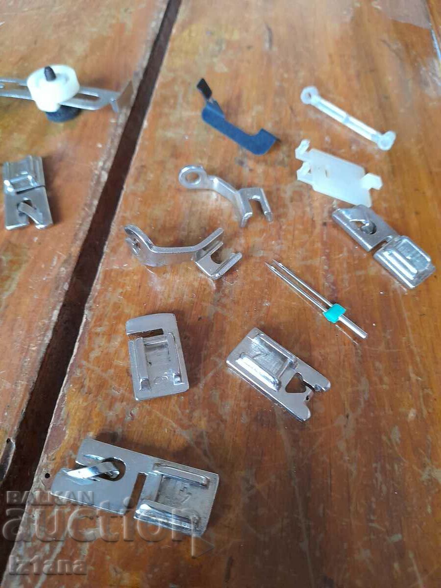 Auction Old Feet, sewing machine parts Auction Old Feet, sewing machine parts