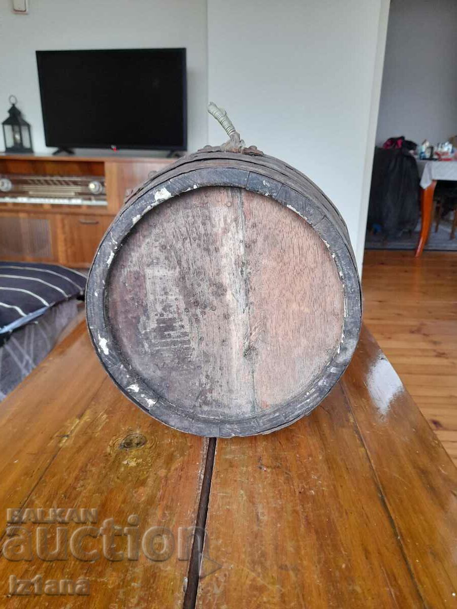Antique wooden barrel with price 70.00 BGN | € 35.79