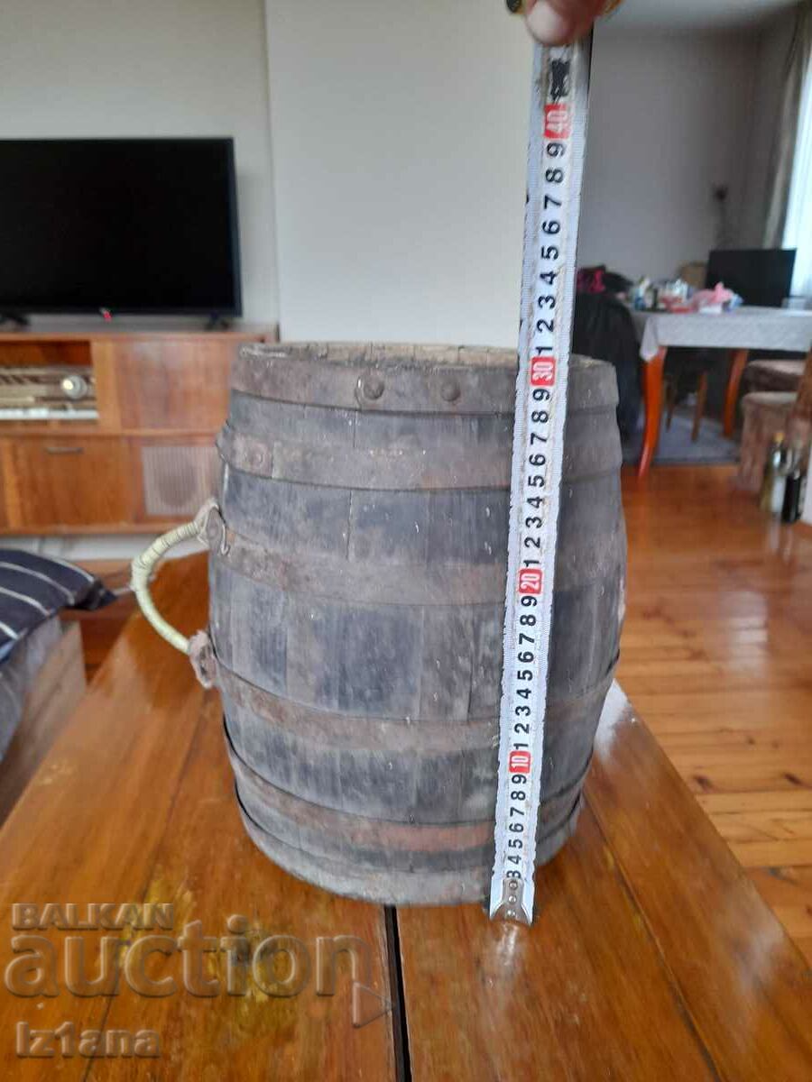 Auction  Antique wooden barrel