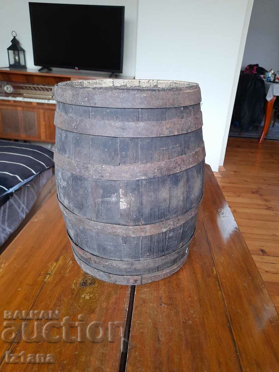 Antique wooden barrel - 5