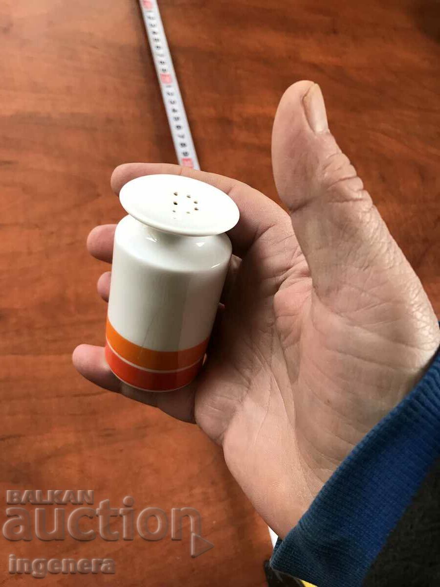 PORCELAIN SALT SHANK PEPPER SHANK with price 4.00 BGN | € 2.05 PORCELAIN SALT SHANK PEPPER SHANK with price 4.00 BGN | € 2.05