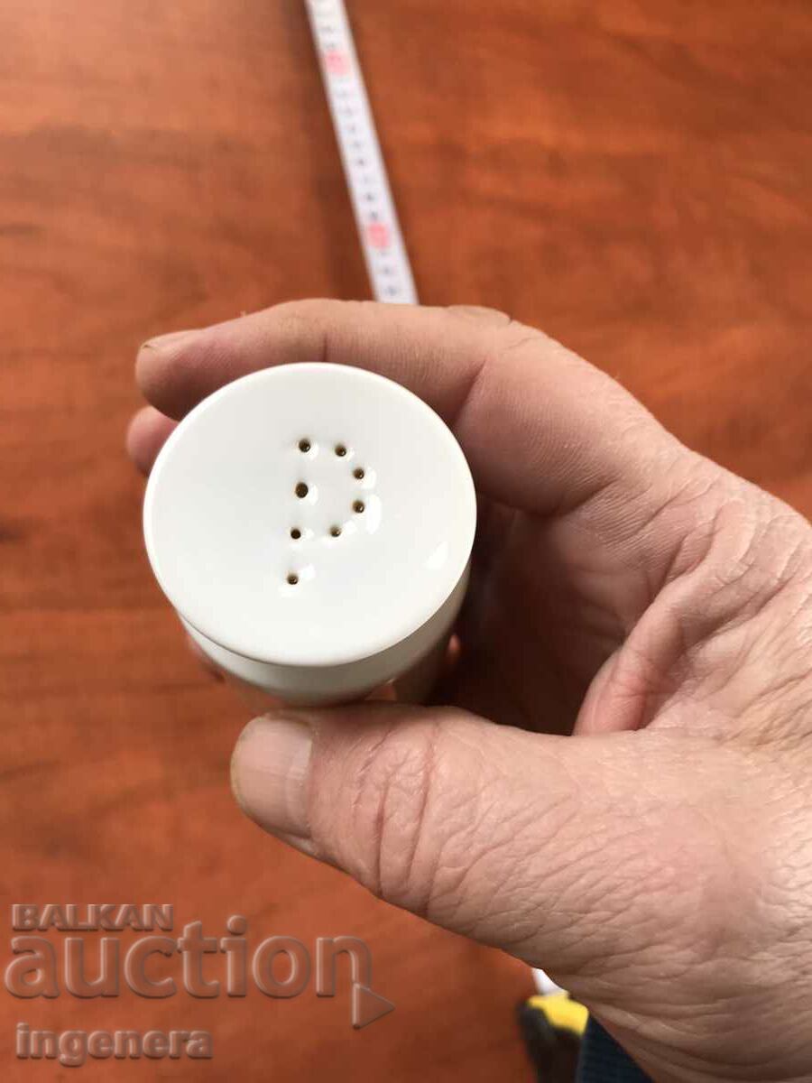 Auction PORCELAIN SALT SHANK PEPPER SHANK Auction PORCELAIN SALT SHANK PEPPER SHANK