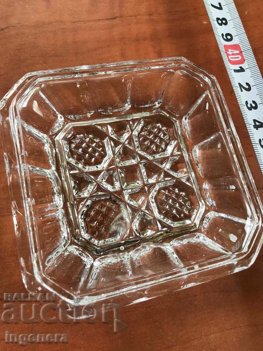 Auction BOWL NUTS CANDY DISH GLASS RELIEF THICK Auction BOWL NUTS CANDY DISH GLASS RELIEF THICK