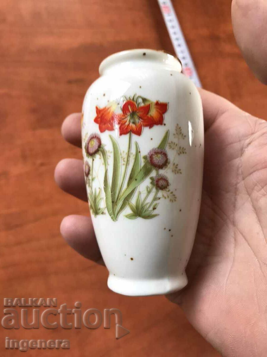 PORCELAIN VASE with price 8.00 BGN | € 4.09 PORCELAIN VASE with price 8.00 BGN | € 4.09