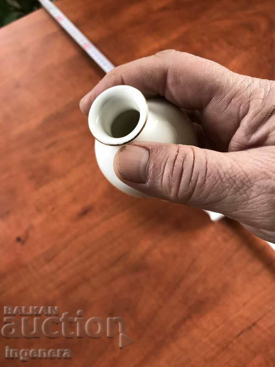 Delivery of PORCELAIN VASE VASE-2 PCS Delivery of PORCELAIN VASE VASE-2 PCS