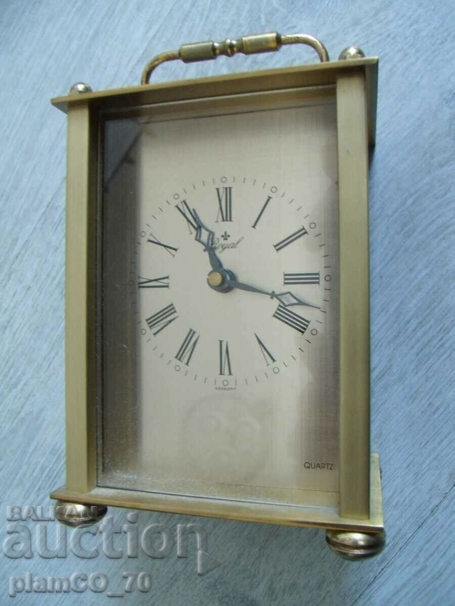№*6862 стар германски настолен часовник Royal