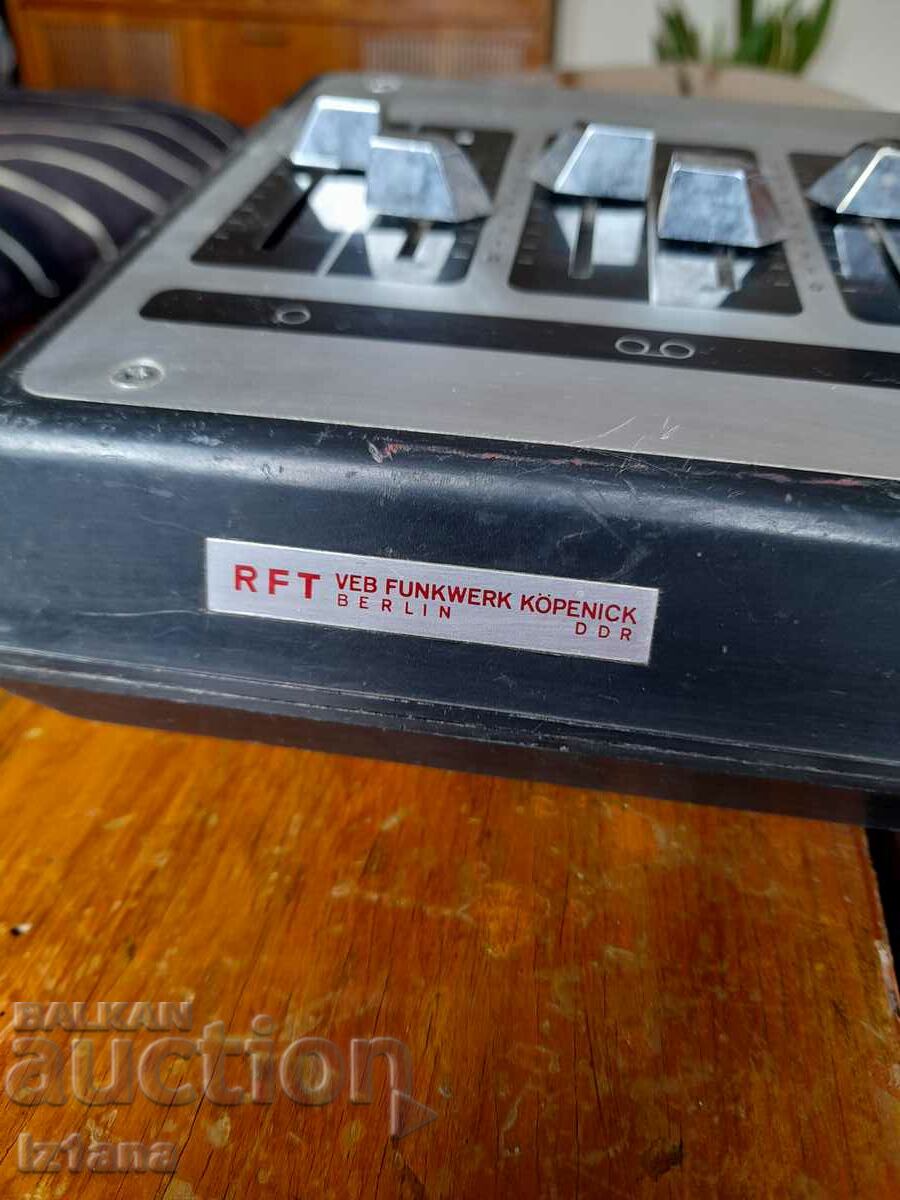 Auction Old Regie 2000 audio mixer Auction Old Regie 2000 audio mixer