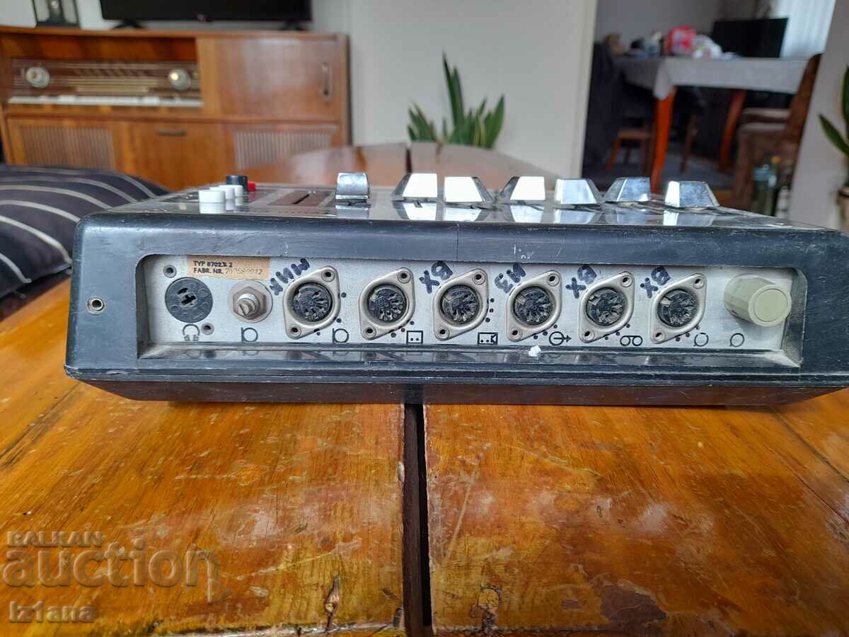 Old Regie 2000 audio mixer - 5 Old Regie 2000 audio mixer - 5