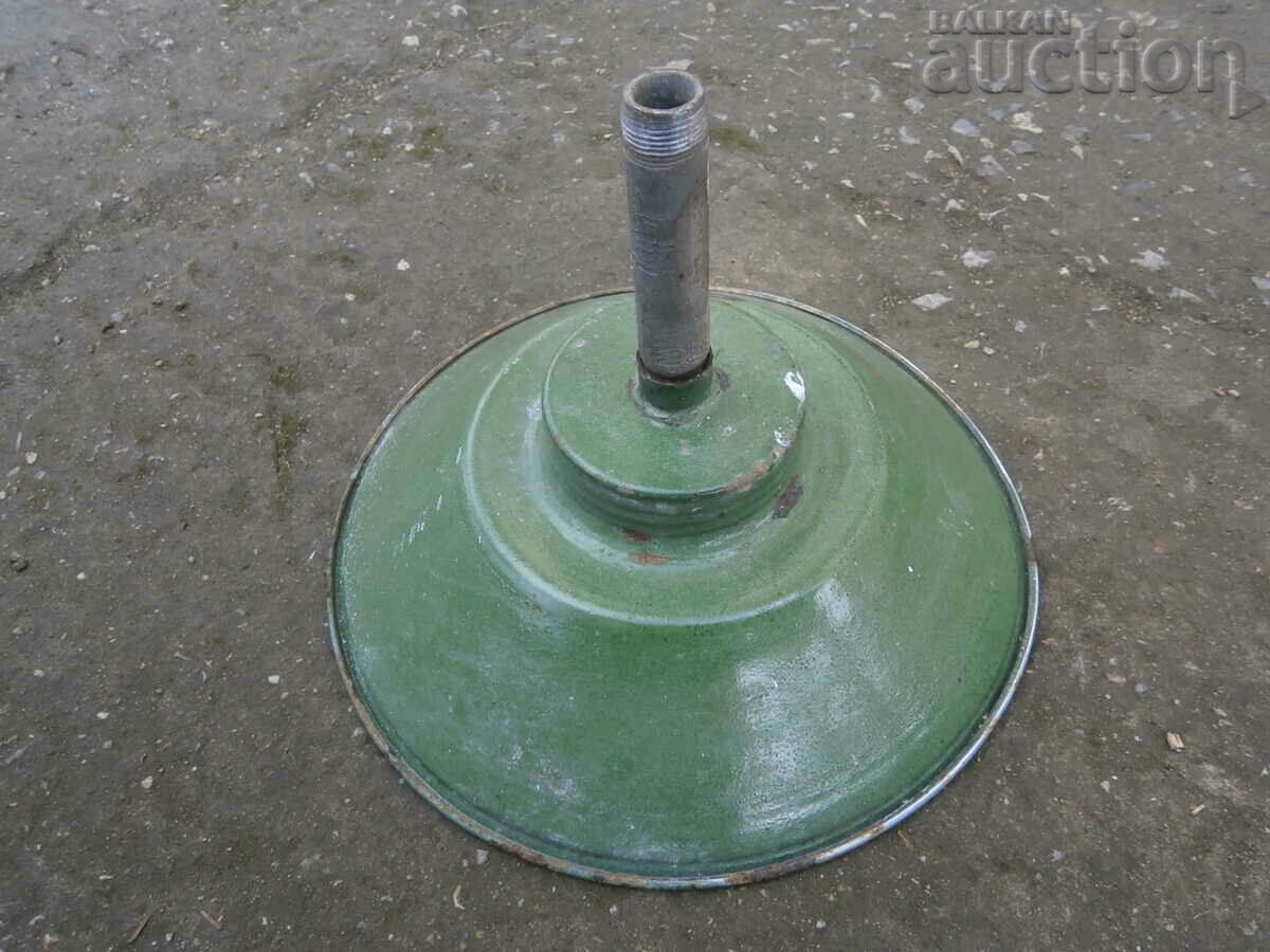 antique enamelled reflector lamp with price 21.00 BGN | € 10.74 antique enamelled reflector lamp with price 21.00 BGN | € 10.74