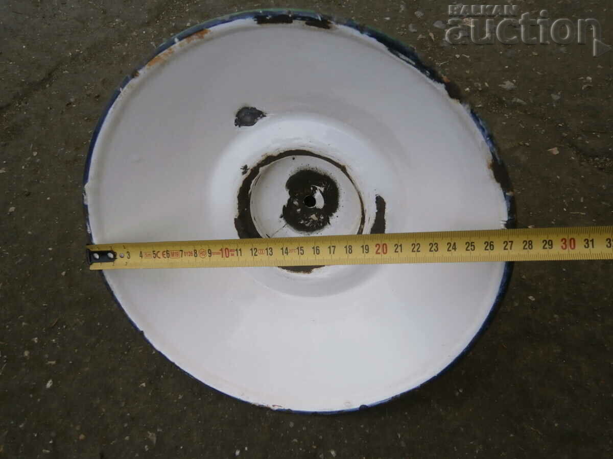 antique enamelled reflector lamp - 6 antique enamelled reflector lamp - 6