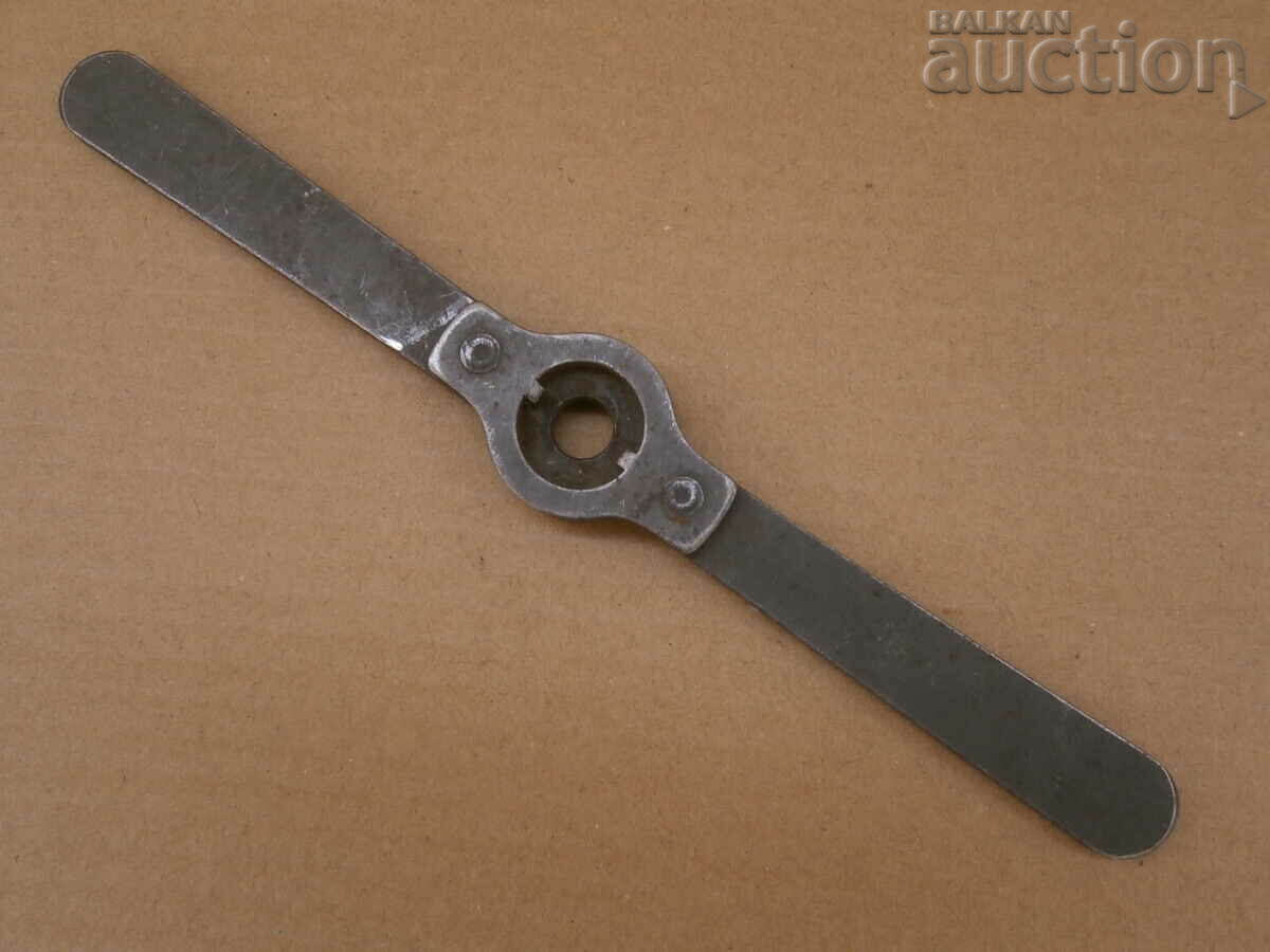 vintage wrench tool bicycle wheel - 5 vintage wrench tool bicycle wheel - 5