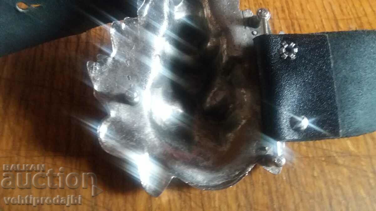 Auction Lion buckle belt - 10 / 10 cm Auction Lion buckle belt - 10 / 10 cm