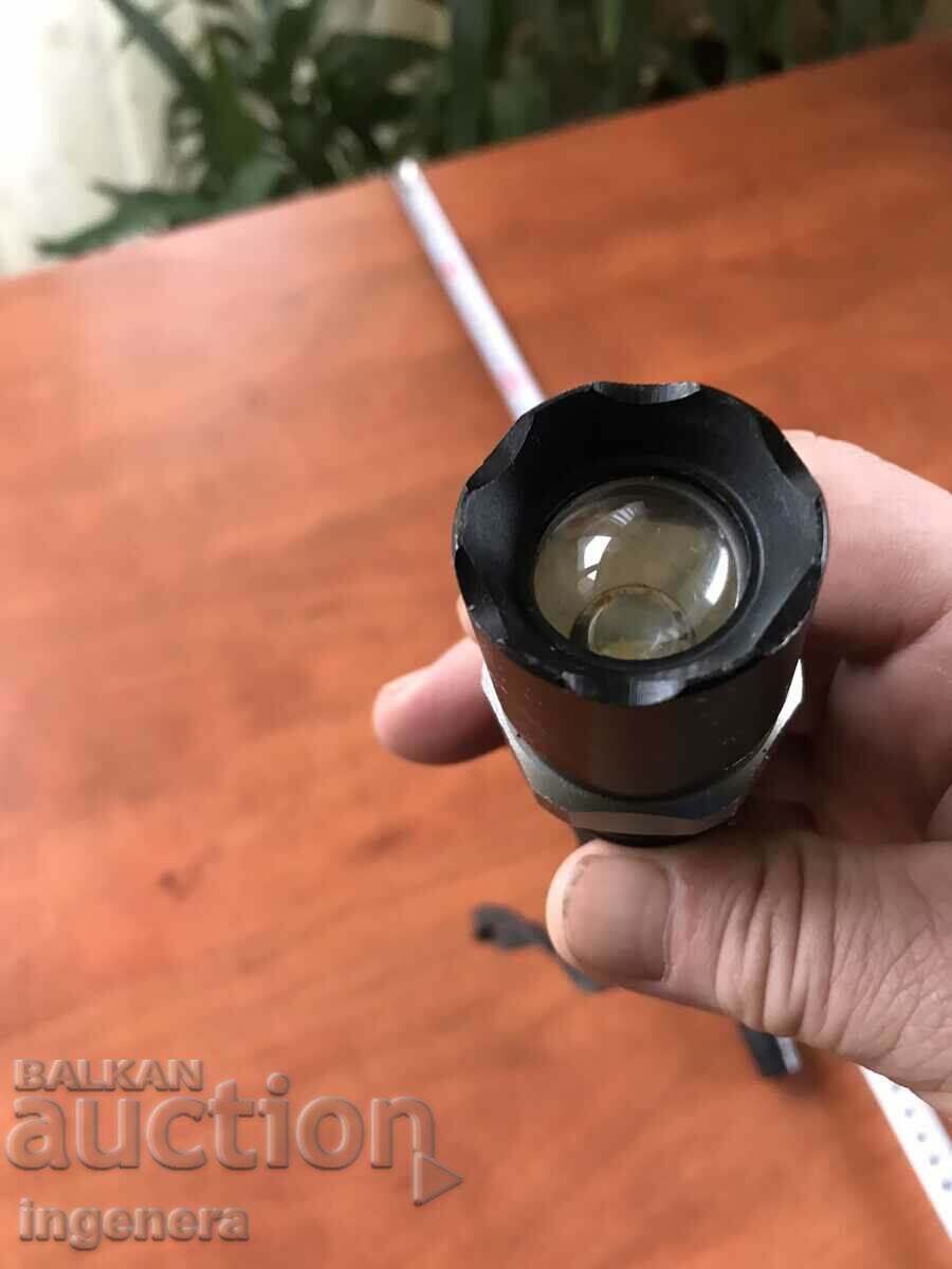 Delivery of LANTERN FLASHLIGHT SPOTLIGHT METAL Delivery of LANTERN FLASHLIGHT SPOTLIGHT METAL