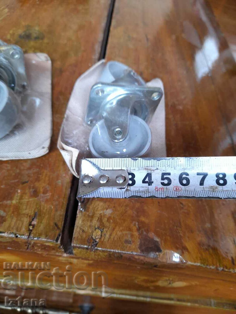 Auction Old furniture castors Auction Old furniture castors