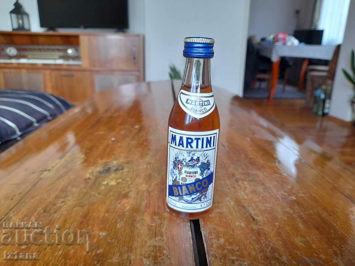 Стара бутилка Martini Bianco
